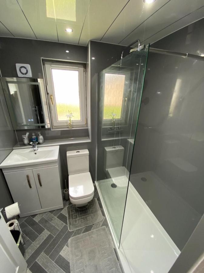 Prime Commuter Executive Apartment Dunfermline Buitenkant foto